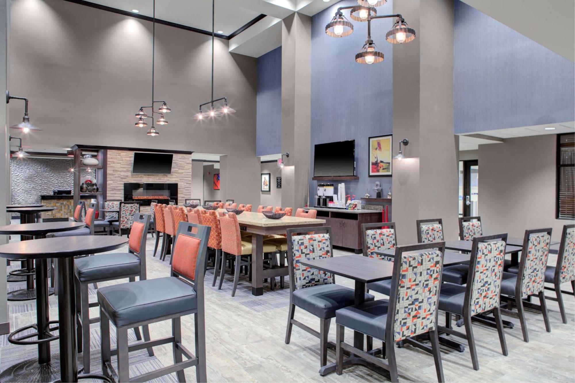Hampton Inn & Suites Columbus Scioto Downs Екстериор снимка