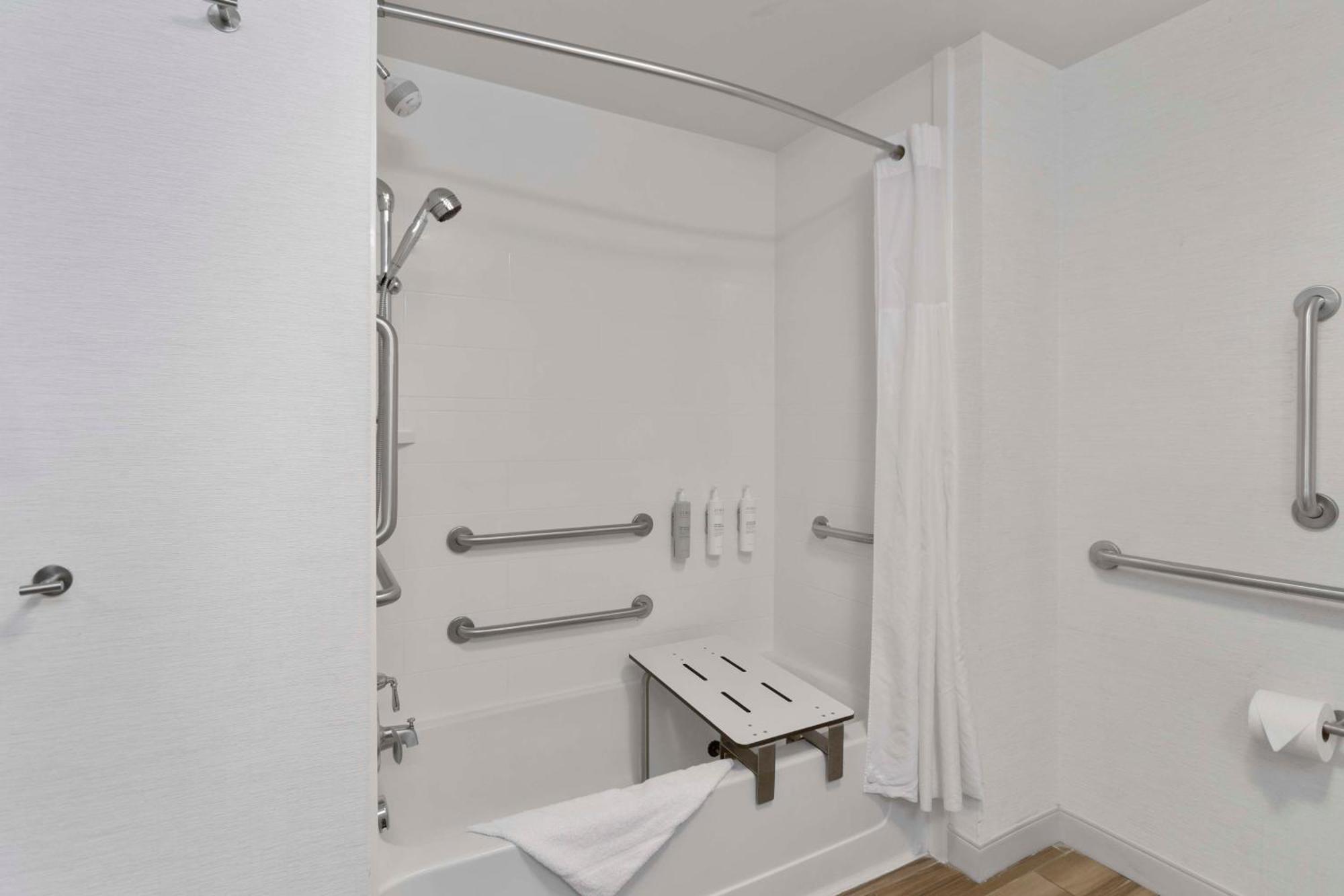 Hampton Inn & Suites Columbus Scioto Downs Екстериор снимка